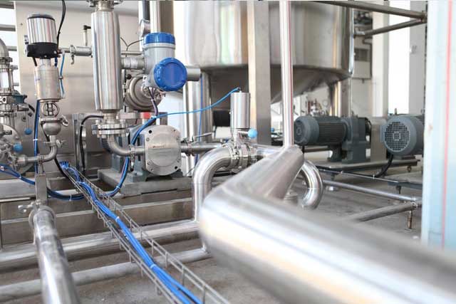 Mobilna myjnia parowa – dla przemysłu